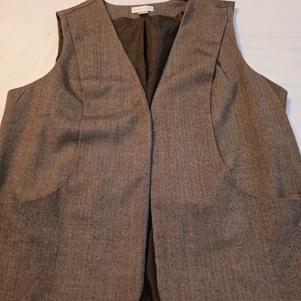 Christopher & Banks women's vest, size XL.